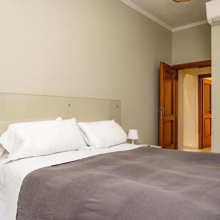 Mecenate Apartment Cavour Рим Екстер'єр фото