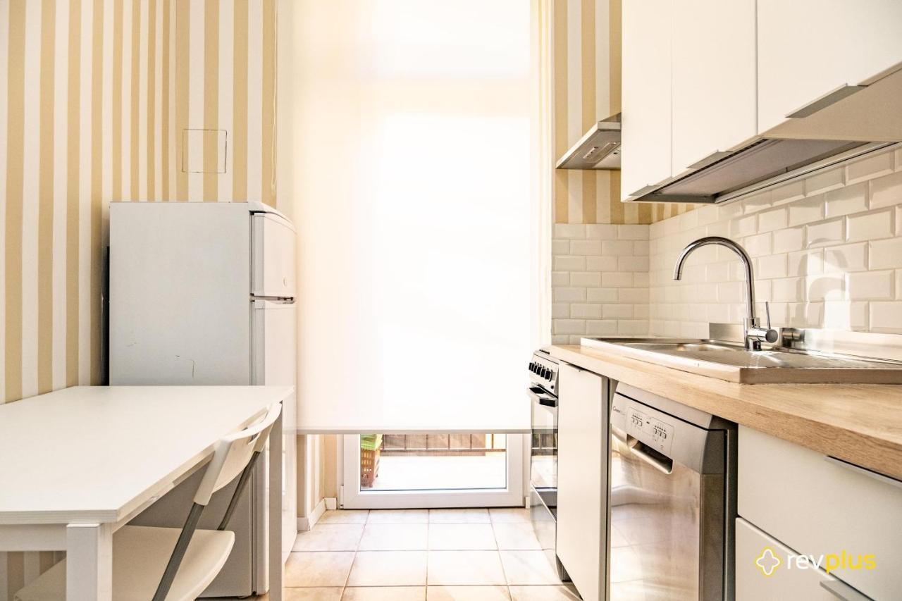 Mecenate Apartment Cavour Рим Екстер'єр фото